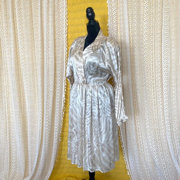 Vintage 80s Shiny Midi Length Boho Wrap Dress by Leslie Fay Size 12 - Picture 2 of 10